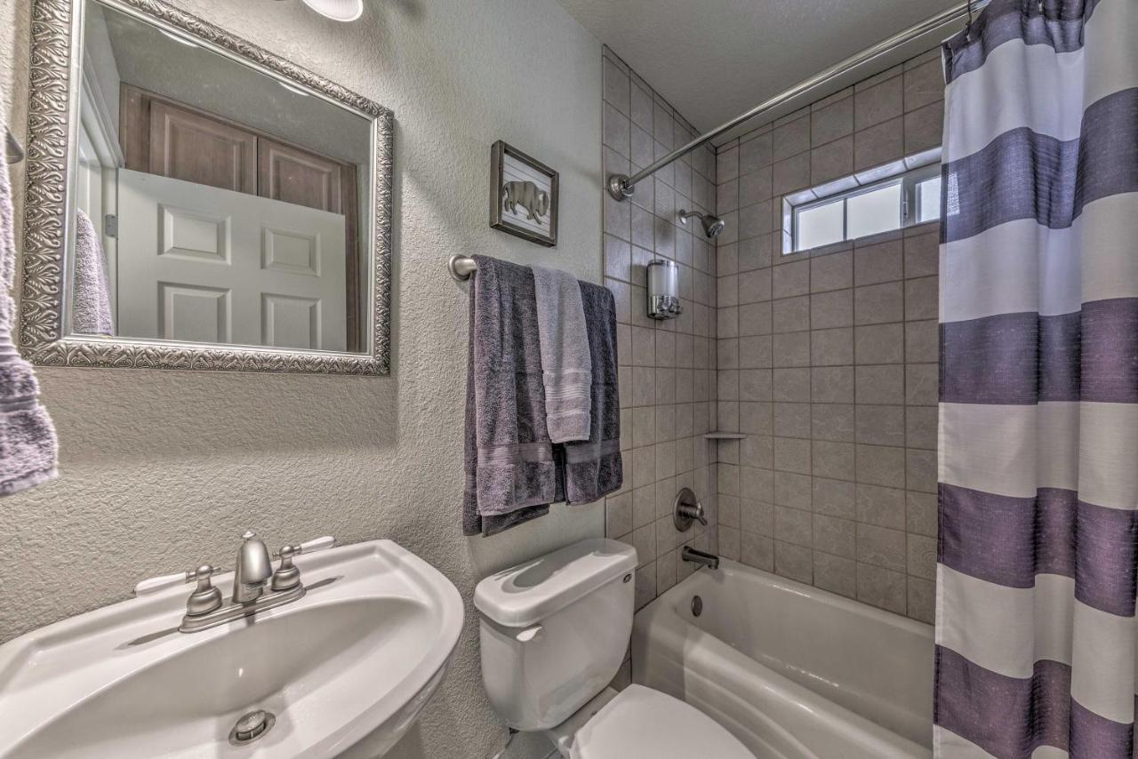 Roomy Ruidoso Retreat With Deck, Grill, And Mtn Views! エクステリア 写真