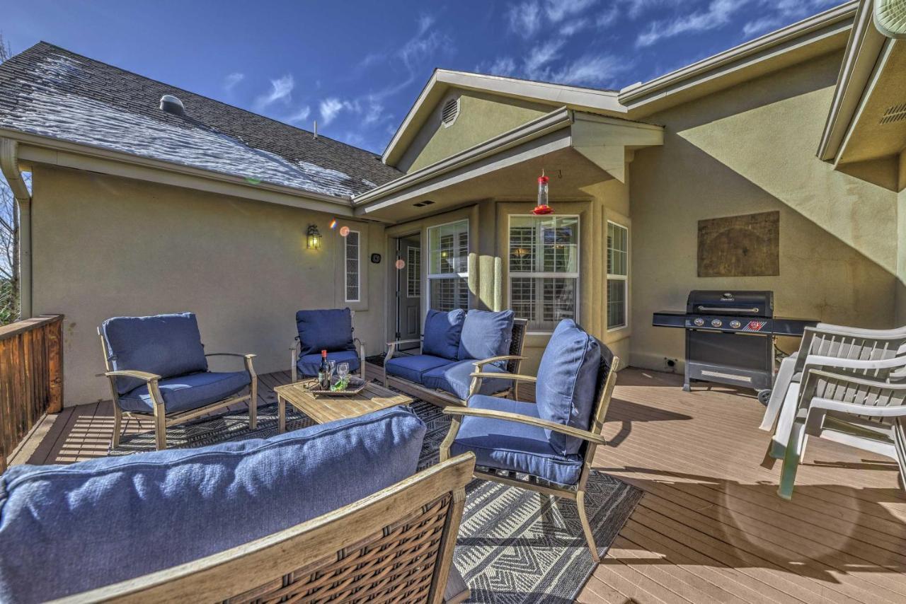 Roomy Ruidoso Retreat With Deck, Grill, And Mtn Views! エクステリア 写真
